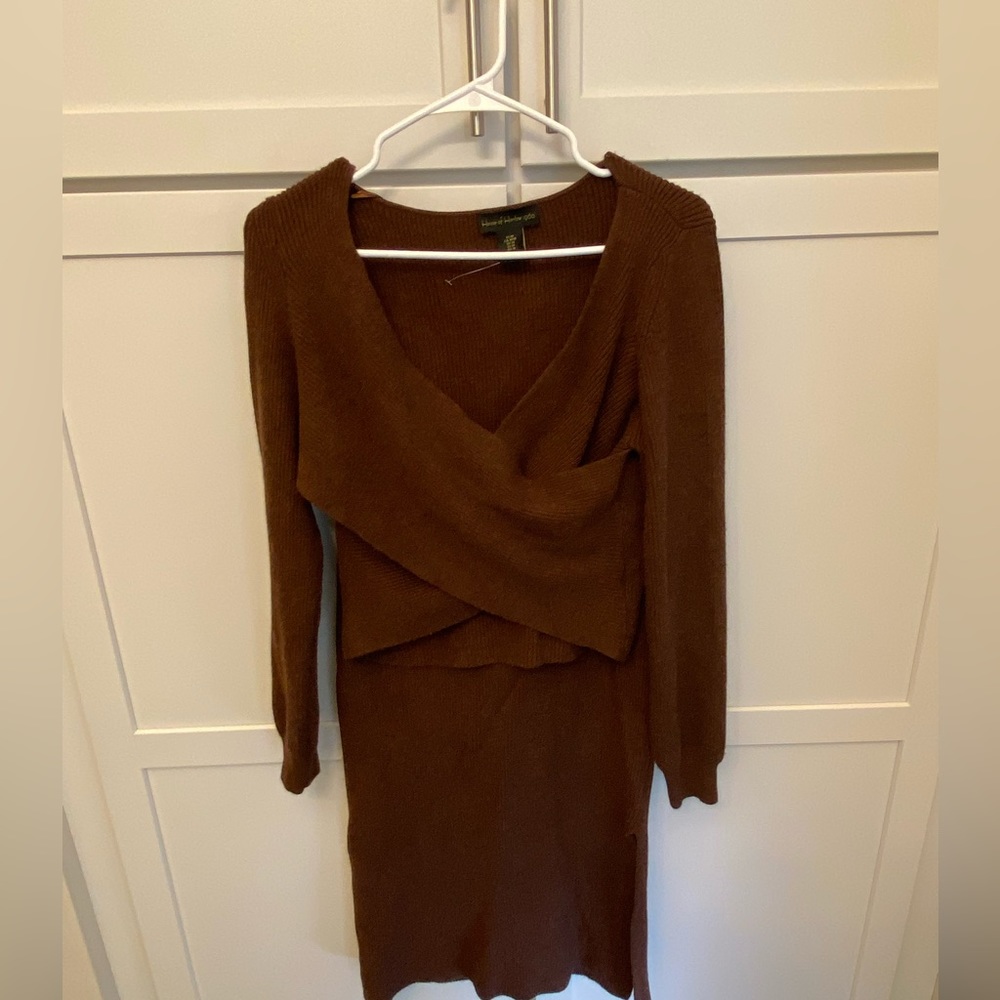 House of Harlow Two Piece Brown Sweater Top and Skirt - Picture 7 of 10